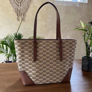 NWT Michael Kors 38T2GXAT3J Aria Large Leather Tote in Beige MSRP: $298
